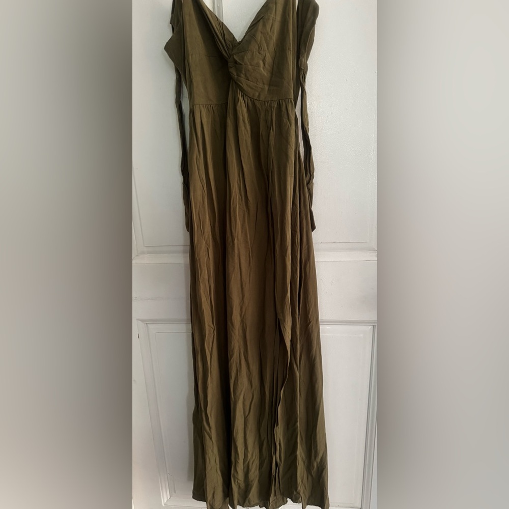 Elegant Olive Green Maxi Dress Rewards nd sz M
